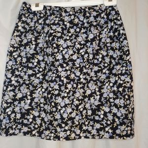 Casual Corner Black Floral Skirt 6P